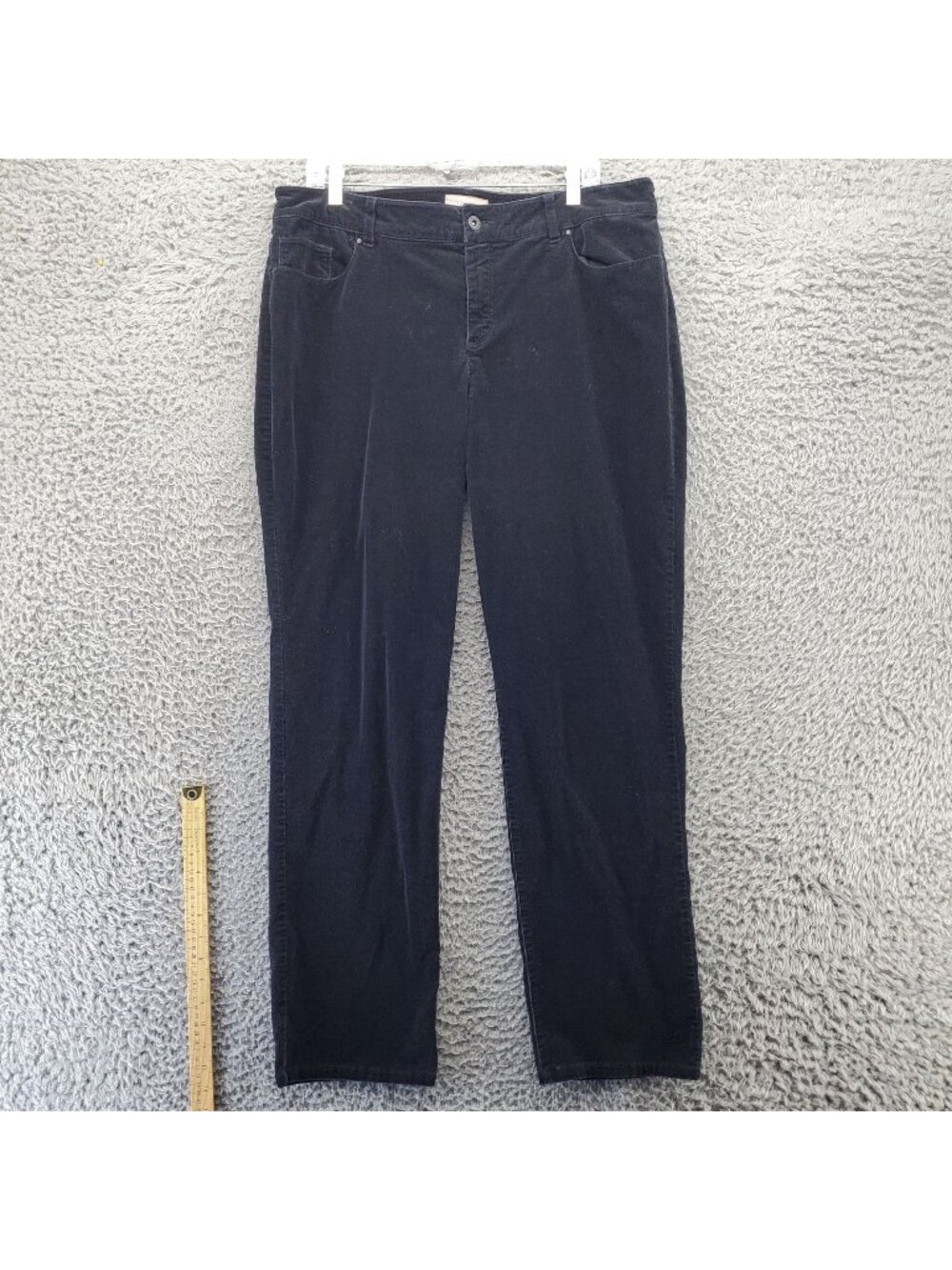Chicos Jeans Womens Size 2 US 12 Black Corduroy Stretch Straight *Read*